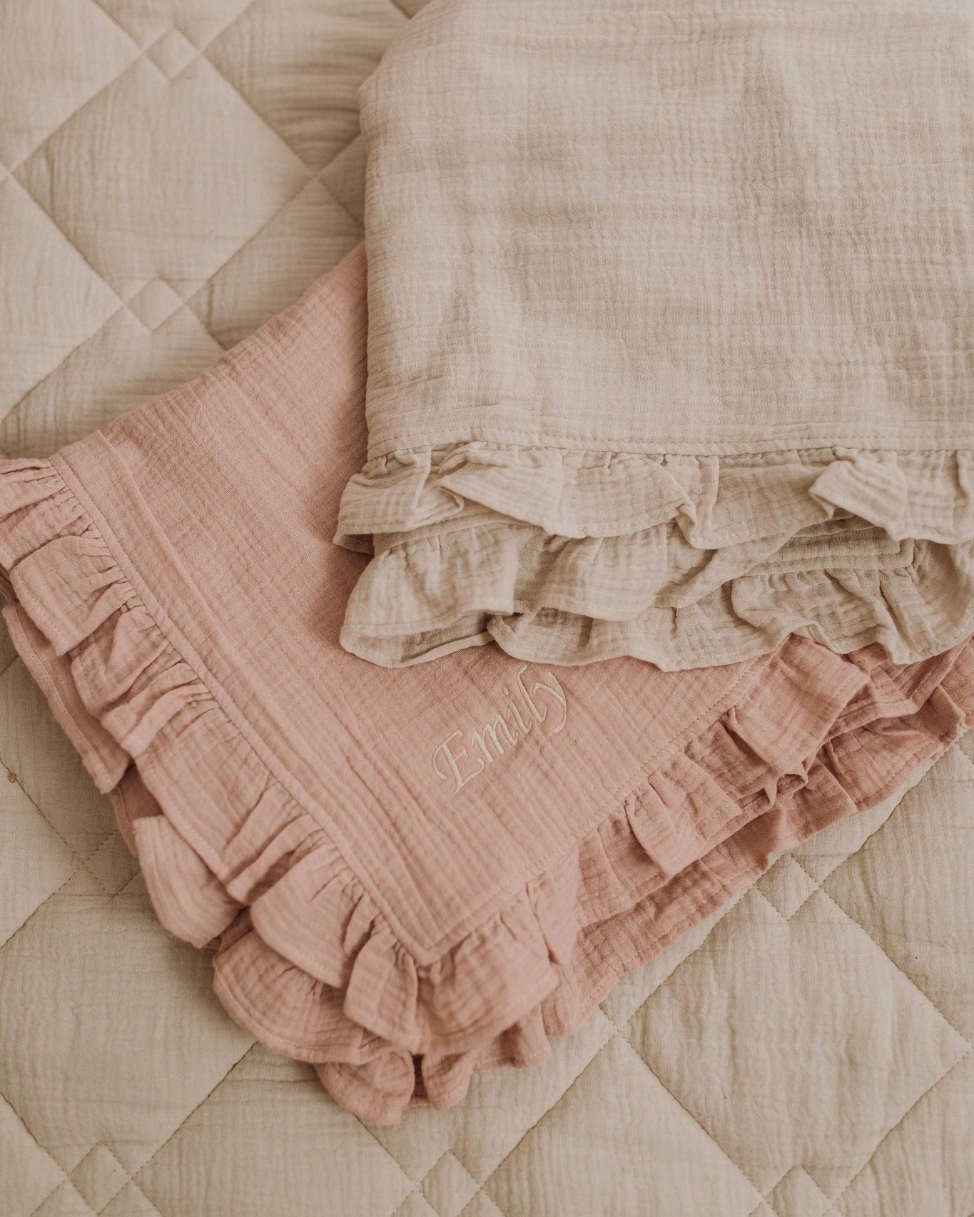 Muslin Blanket with raffles 120x100cm