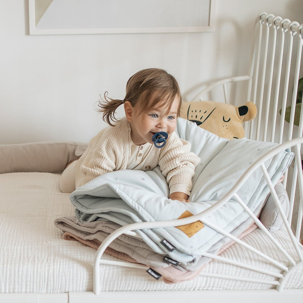 Small Reversible Jersey Winter Quilt 80x80 cm -  Embroidery Collection !