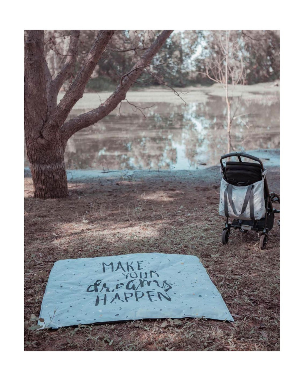 Picnic Blanket & Bag 130x130cm