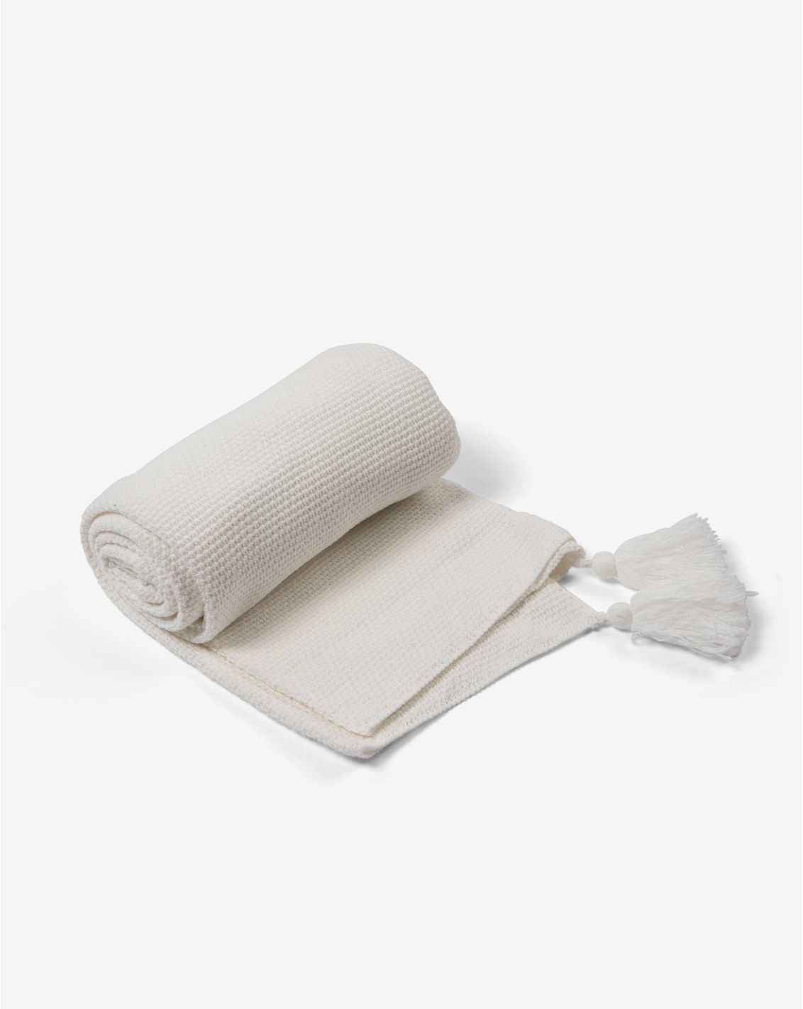 KNITTED BLANKET WITH TASSELS 100x85cm