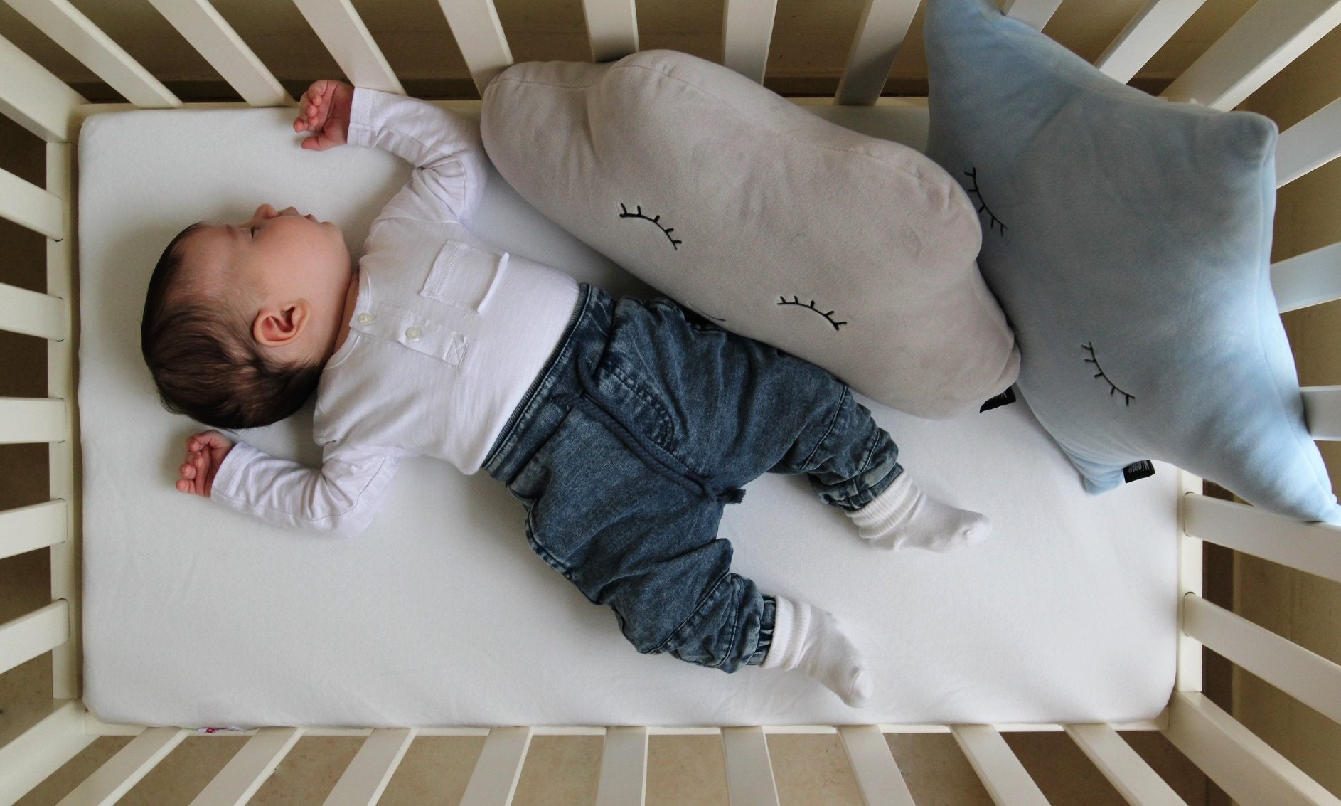 Sweet Dreams Velvet Pillow