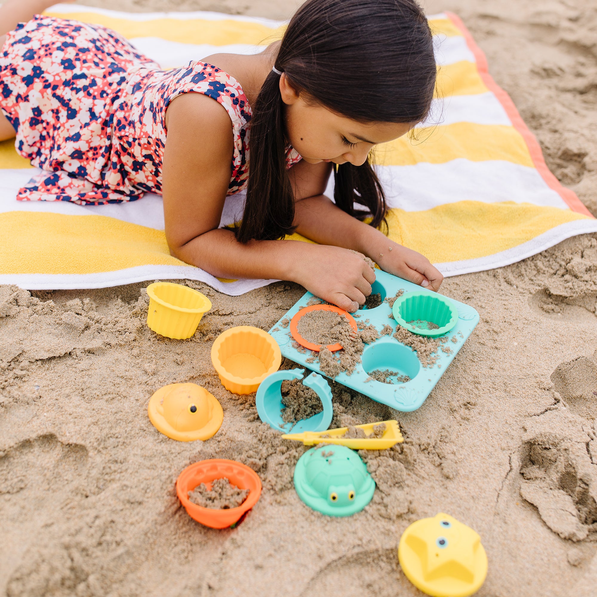 Seaside Sidekicks Sand Cupcake Set